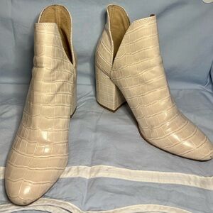 Steve madden Cream Croc-Patterned Ankle Booties